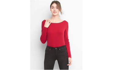 Boatneck pullover sweater