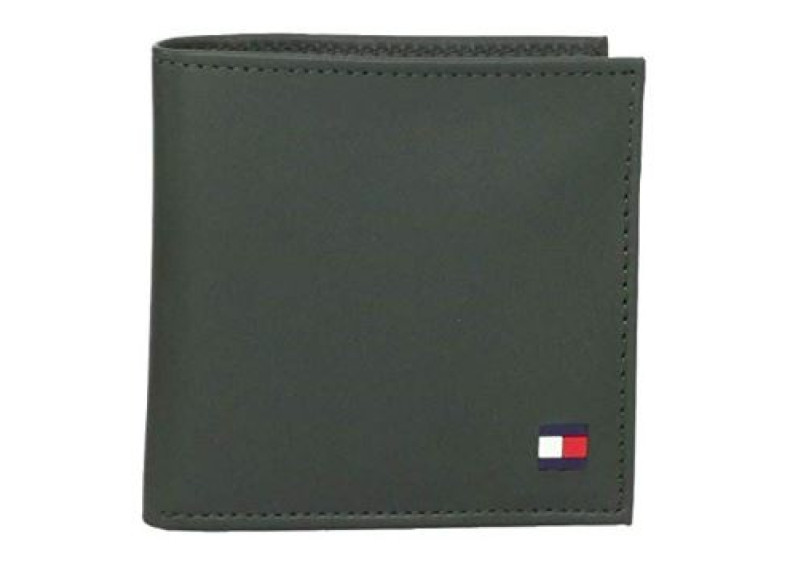 Tommy Hilfiger Men's Thin Sleek Casual Bifold Wallet 